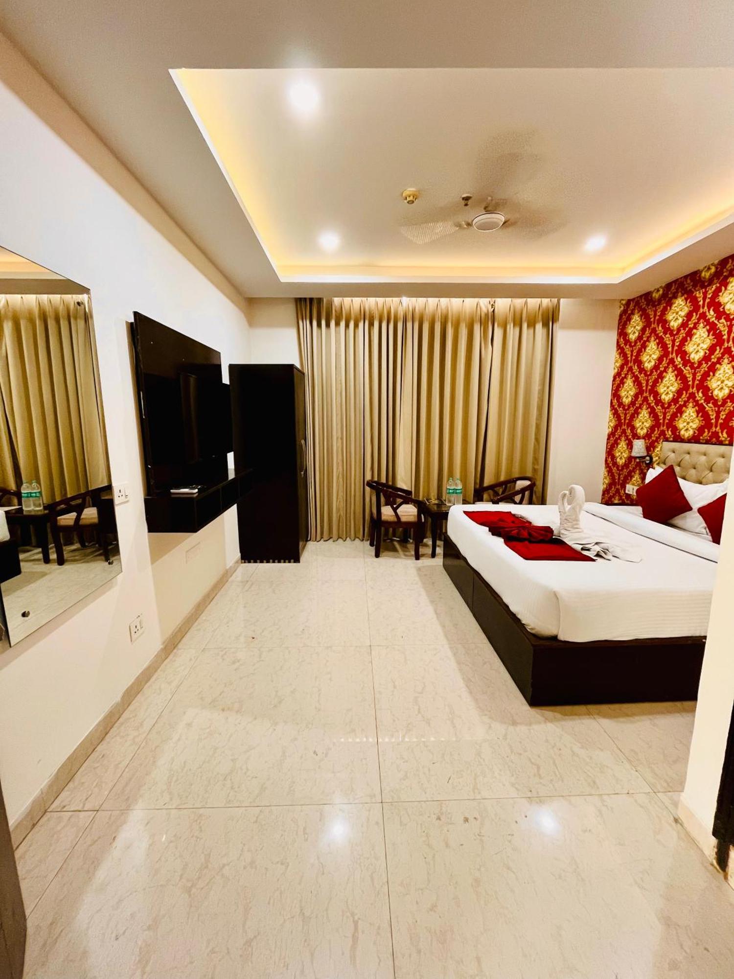 Hotel Northview Park By Lycoris !! Top Rated & Most Awarded Property In Tricity Zirakpur Extérieur photo