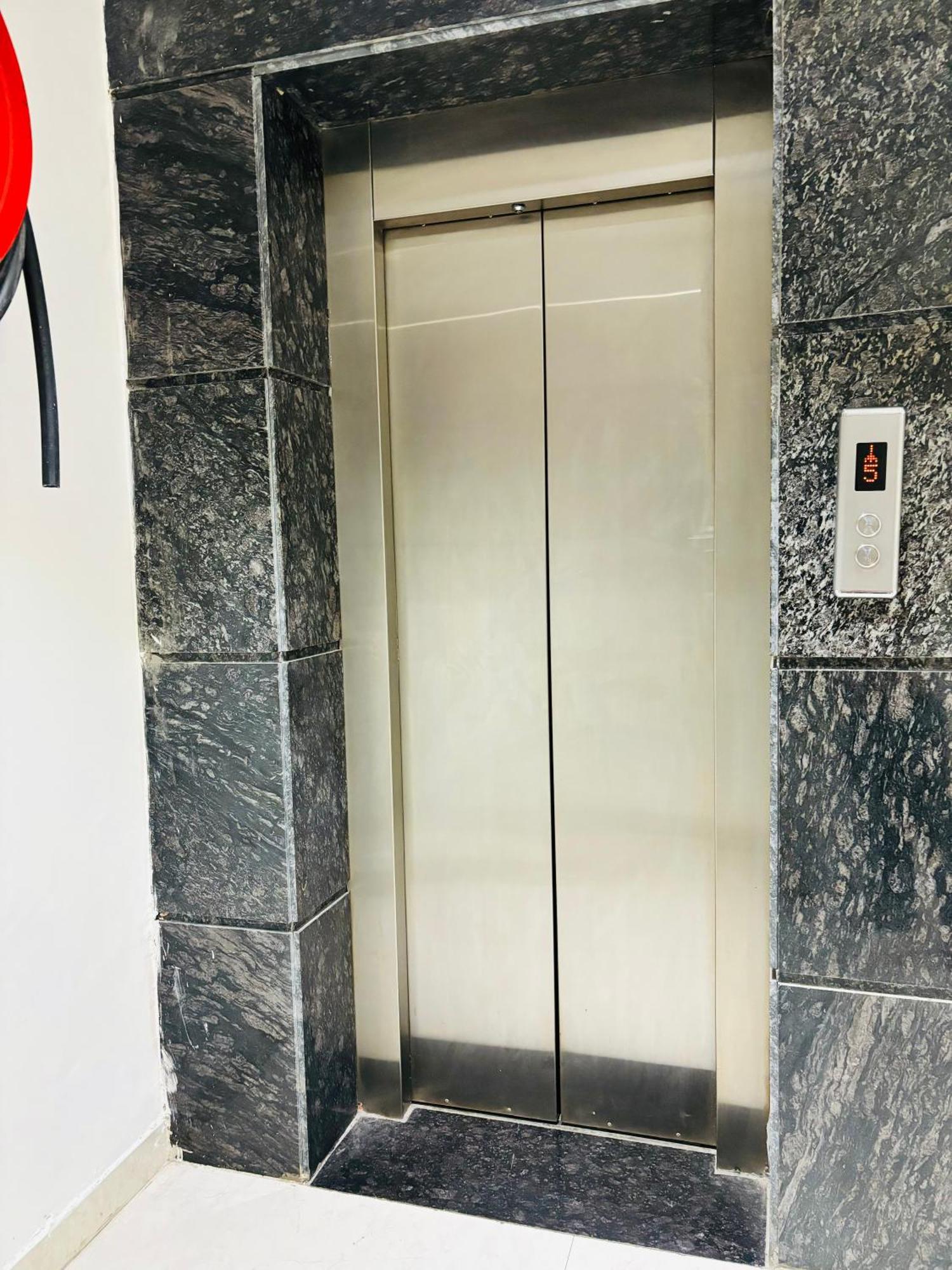 Hotel Northview Park By Lycoris !! Top Rated & Most Awarded Property In Tricity Zirakpur Extérieur photo