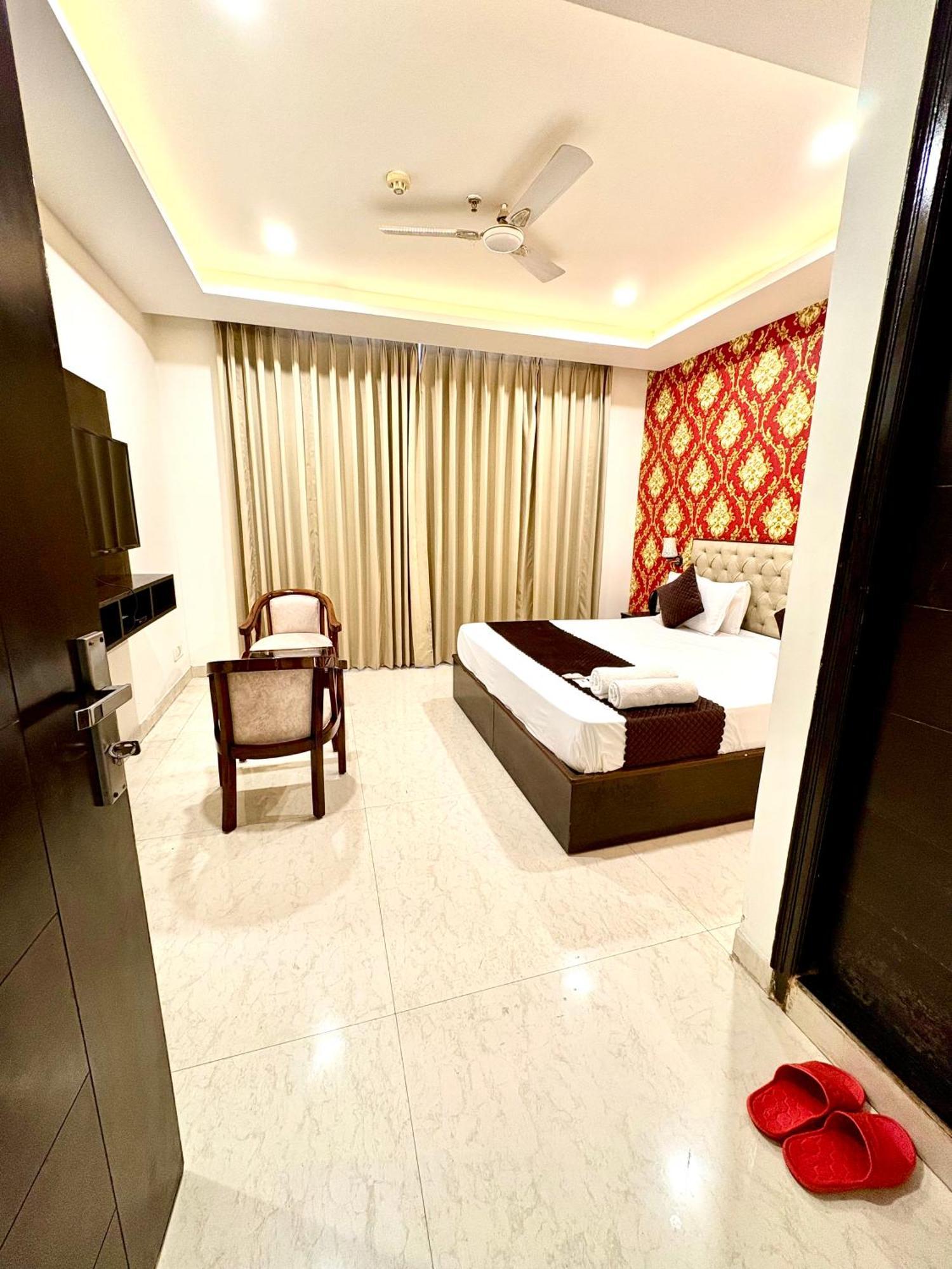 Hotel Northview Park By Lycoris !! Top Rated & Most Awarded Property In Tricity Zirakpur Extérieur photo