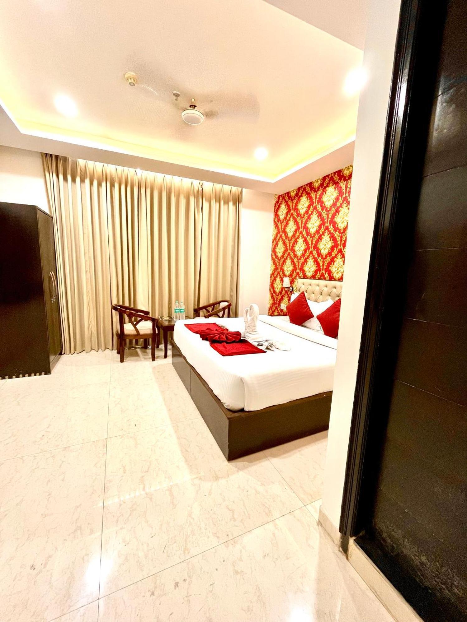 Hotel Northview Park By Lycoris !! Top Rated & Most Awarded Property In Tricity Zirakpur Extérieur photo